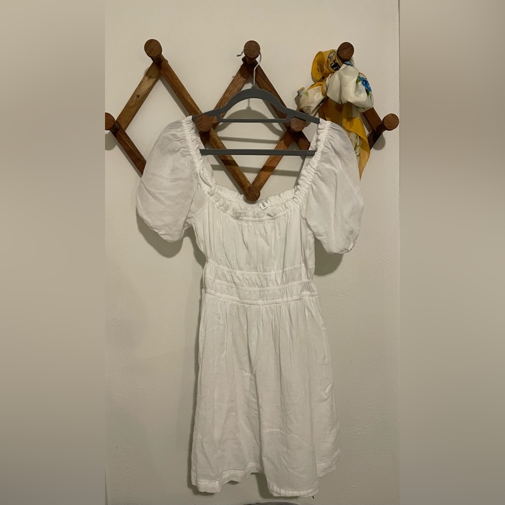 BP. white puff sleeve dress